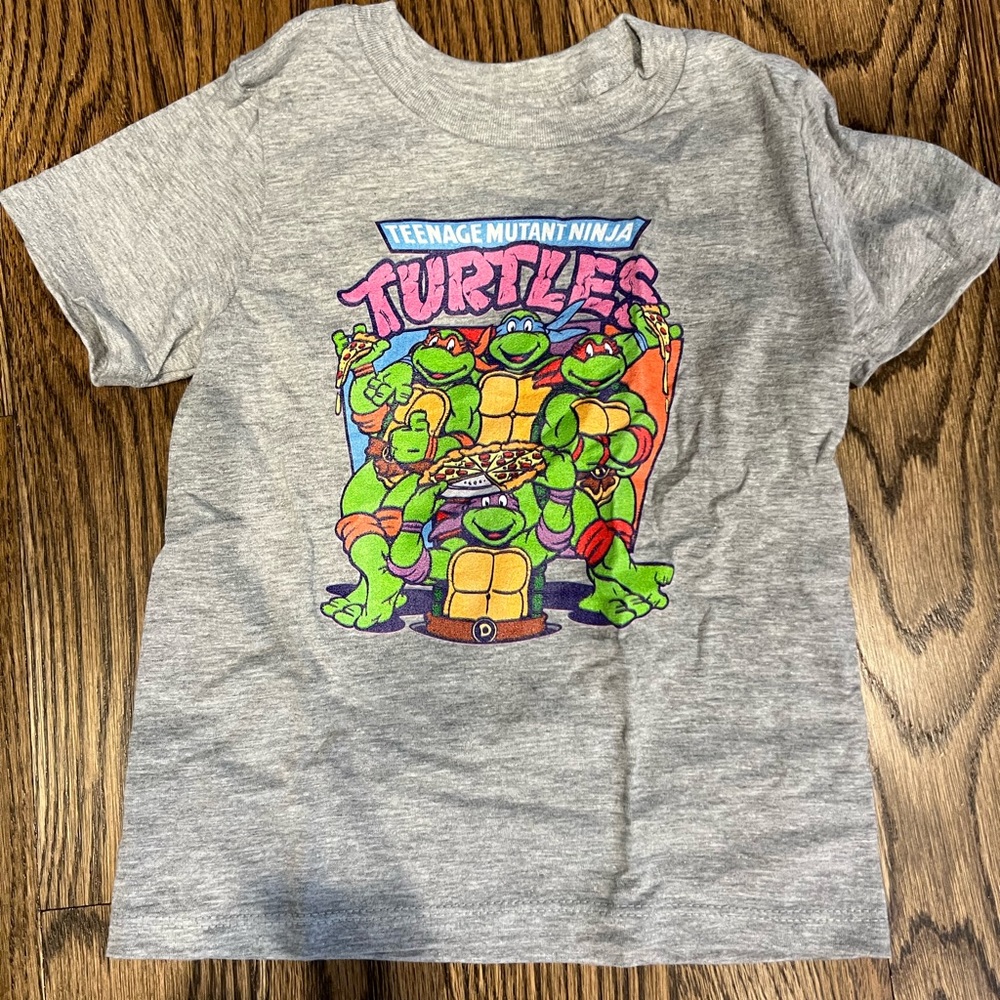 Nickelodeon teenage mutant ninja shirt, size 2T